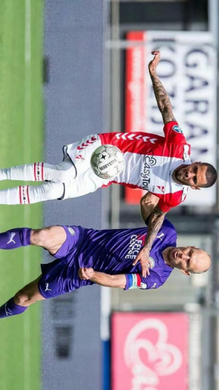 级别联赛坚 级别联赛坚